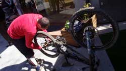 cycles et nature a vallnord pour la dh cup